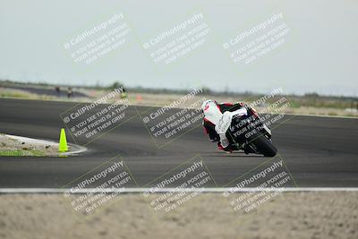 media/Apr-18-2025-TrackDaz (Fri) [[45f5874c44]]/A Group/Session 2 (Turn 10)/